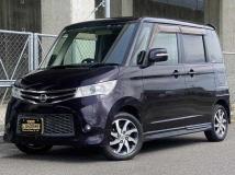 2011 Nissan ROOX