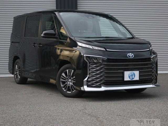 2022 Toyota Voxy