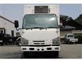 2016 Isuzu Elf Truck