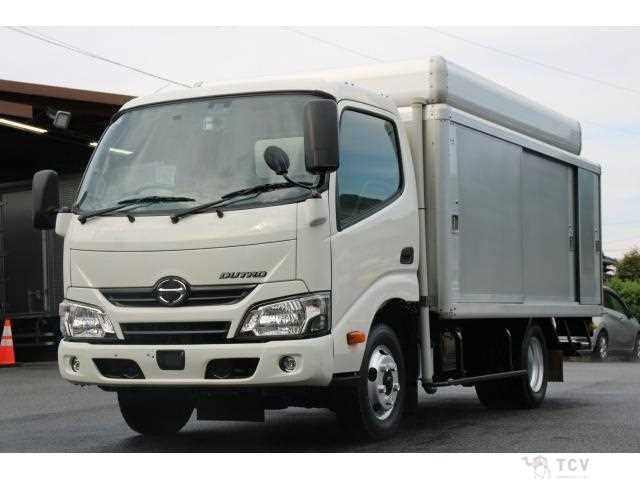 2017 Hino Dutro