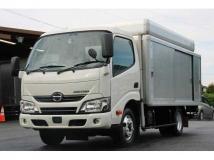 2017 Hino Dutro