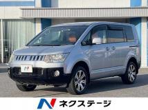 2009 Mitsubishi Delica D5