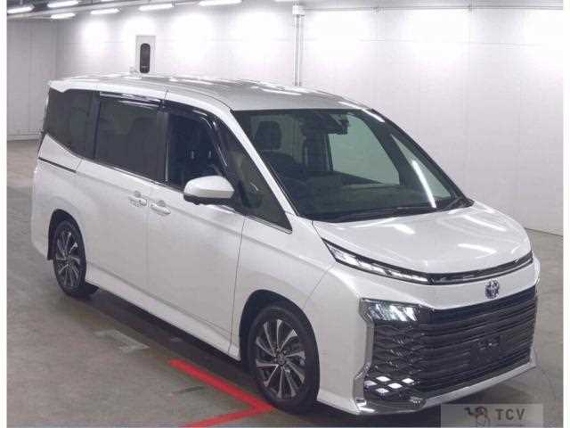 2023 Toyota Voxy