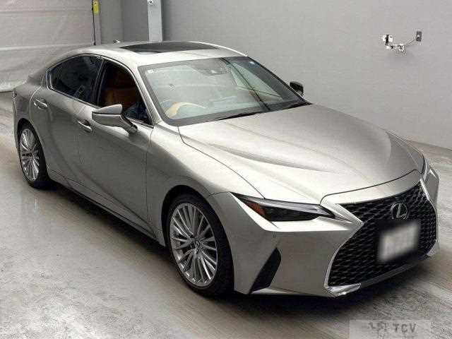 2023 Lexus IS