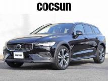 2022 Volvo V60
