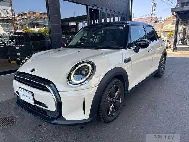 2021 BMW MINI