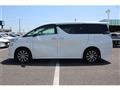 2015 Toyota Vellfire