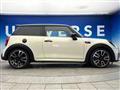 2022 BMW MINI