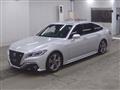 2019 Toyota Crown Hybrid