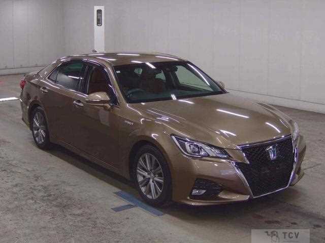 2017 Toyota Crown Hybrid
