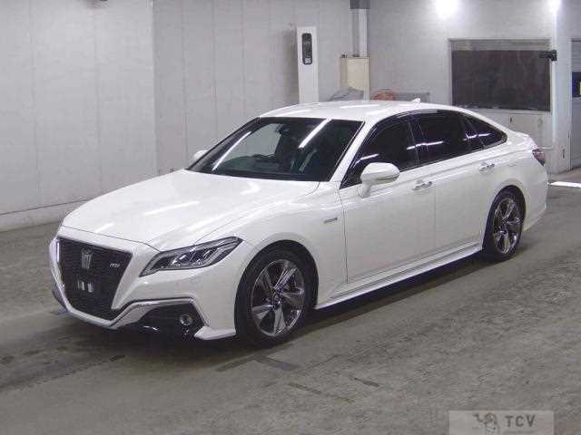 2019 Toyota Crown Hybrid