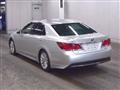 2013 Toyota Crown Hybrid