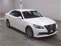 2015 Toyota Crown Hybrid