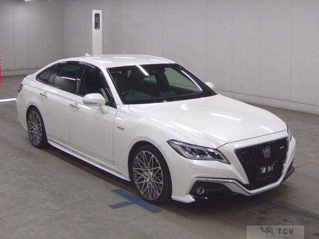2020 Toyota Crown Hybrid
