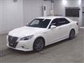 2014 Toyota Crown Hybrid