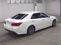 2014 Toyota Crown Hybrid