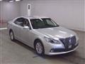 2013 Toyota Crown Hybrid