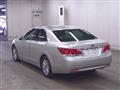2013 Toyota Crown Hybrid
