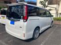 2014 Toyota Noah