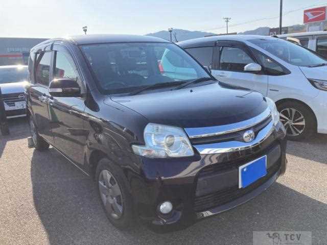 2011 Toyota Sienta