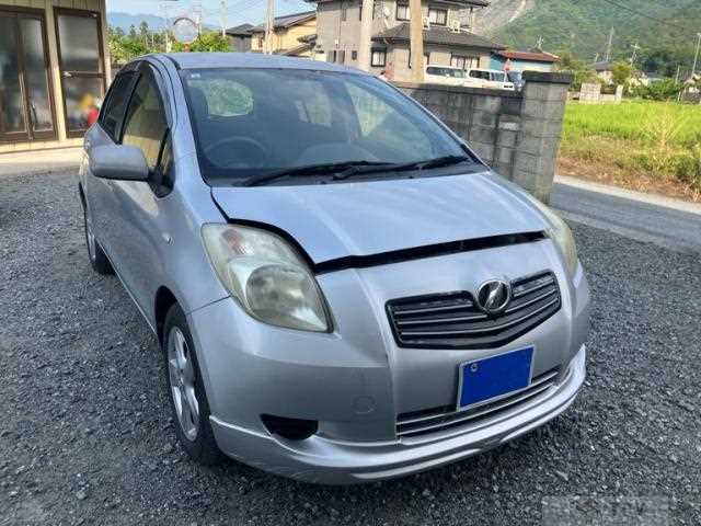 2005 Toyota Vitz