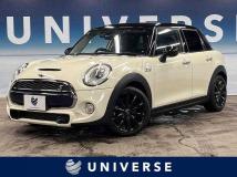 2017 BMW MINI