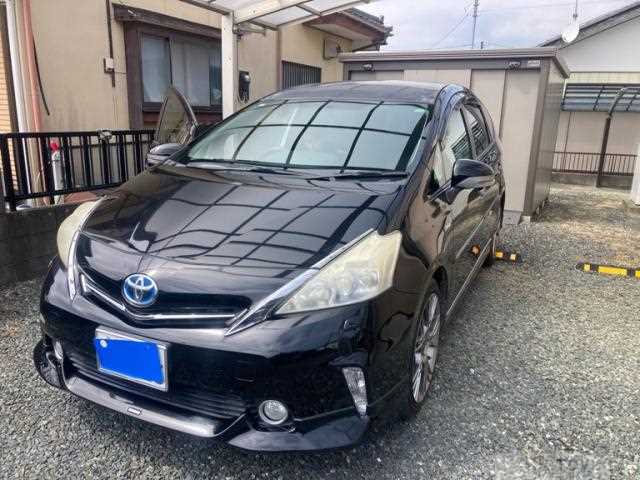 2011 Toyota PRIUS α