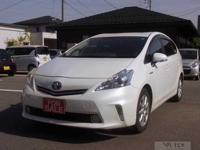 2012 Toyota PRIUS α
