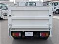 2013 Isuzu Elf Truck