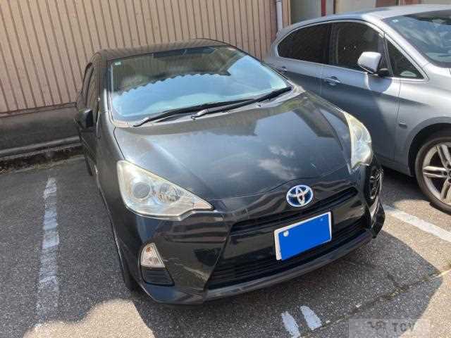 2012 Toyota AQUA