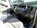 2013 Isuzu Elf Truck