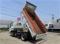 2020 Isuzu Elf Truck