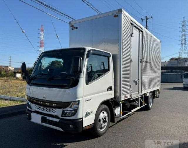2025 Mitsubishi Fuso Canter