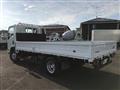 2020 Isuzu Elf Truck