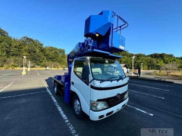 2008 Hino Dutro