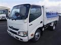 2012 Hino Dutro