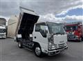 2020 Isuzu Elf Truck