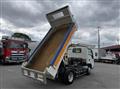 2020 Isuzu Elf Truck