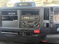 2022 Isuzu Elf Truck