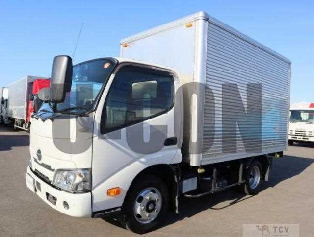 2022 Hino Dutro