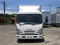 2020 Isuzu Elf Truck