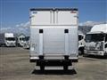 2018 Isuzu Elf Truck