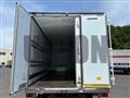 2020 Isuzu Elf Truck