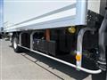 2020 Isuzu Elf Truck