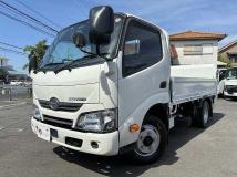 2017 Hino Dutro