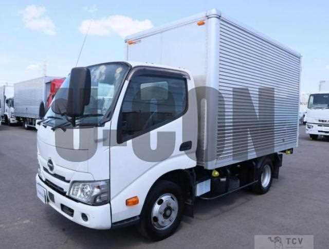 2022 Hino Dutro