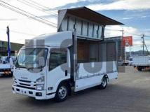 2016 Isuzu Elf Truck