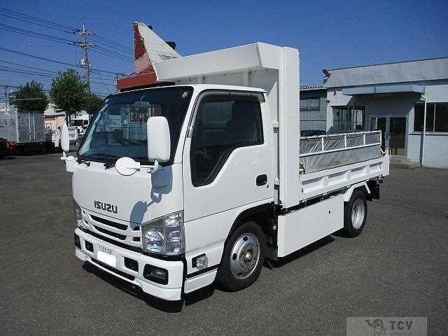2017 Isuzu Elf Truck