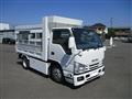 2017 Isuzu Elf Truck