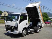 2025 Isuzu Elf Truck
